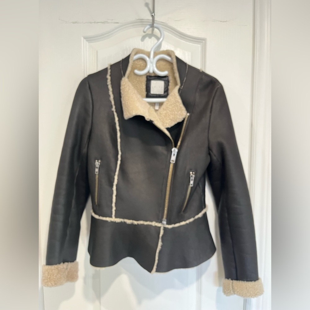LEITH // Peplum REAL Double-faced Shearling Jacket